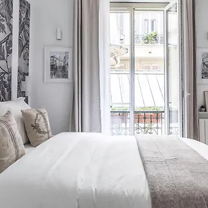 Montmartre Chagall Apartment Paris